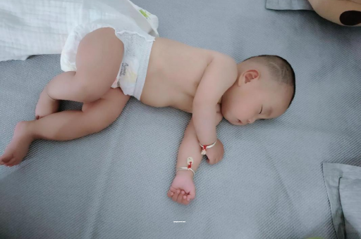 永康五个月宝宝体重